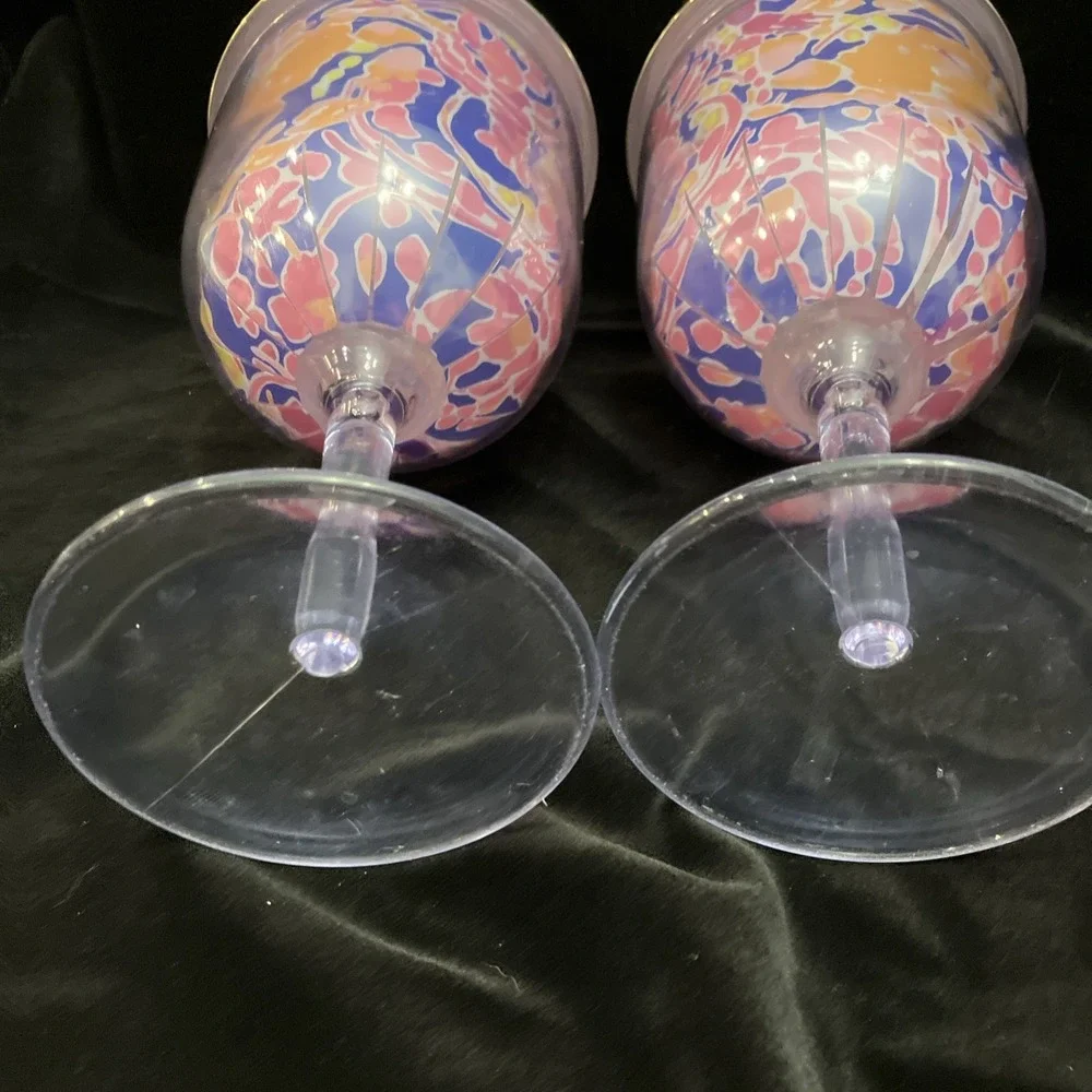 Lilly Pulitzer Sip Sip Cup Catch & Release Acrylic Beach Pool Wine Glass Set (2)